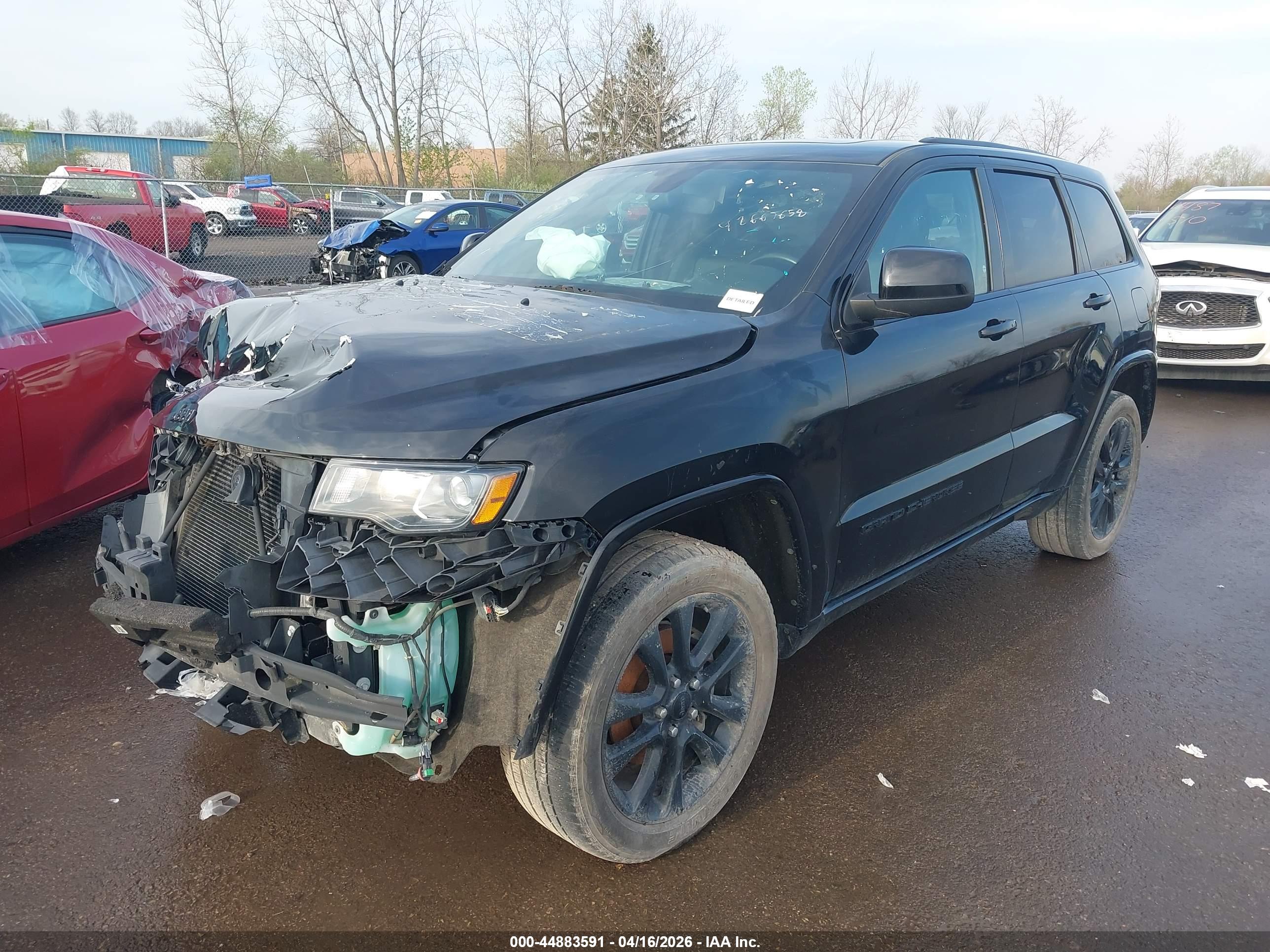 2019 JEEP Grand Cherokee — VIN 1C4RJFAG7KC564555 — photo 2